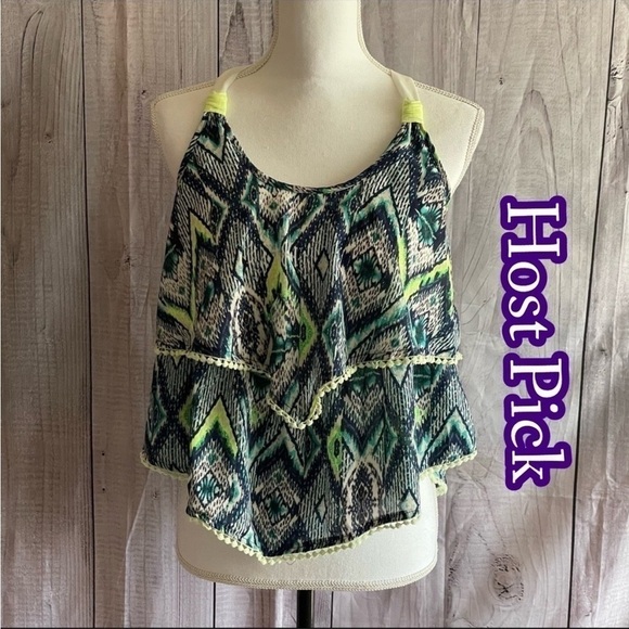 Jolt Tops - ✅2X Host Pick✅ Jolt Handkerchief Sleeveless Top, Medium